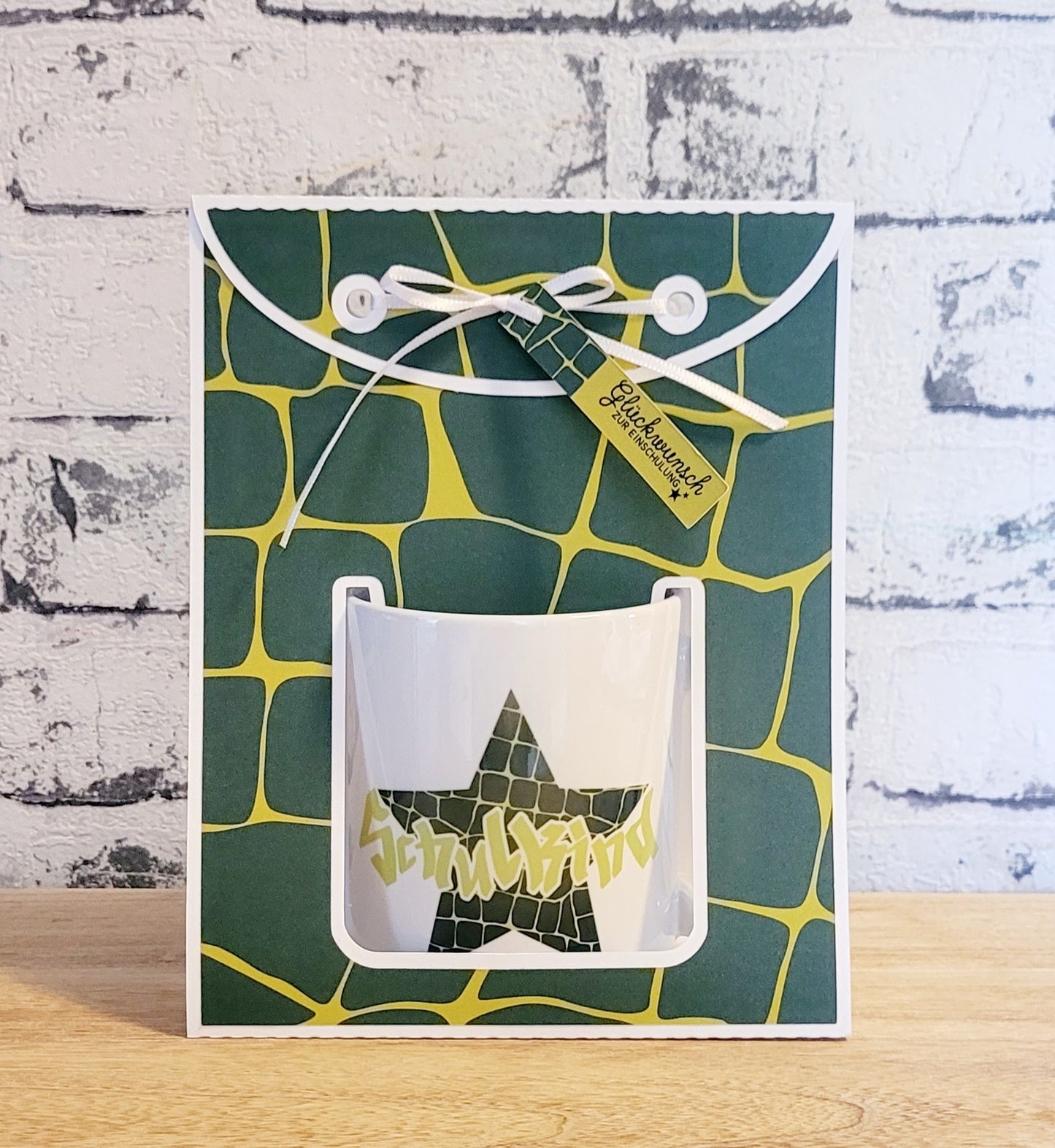 "Krokodil" Schulkind Tasse - Star