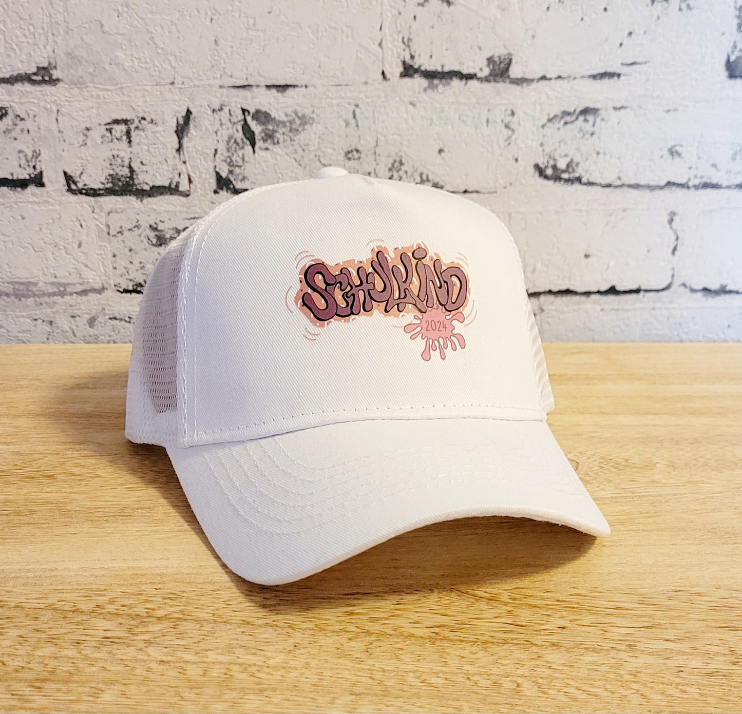 "Regenbogen und Herzen" Trucker Cap - Schulkind