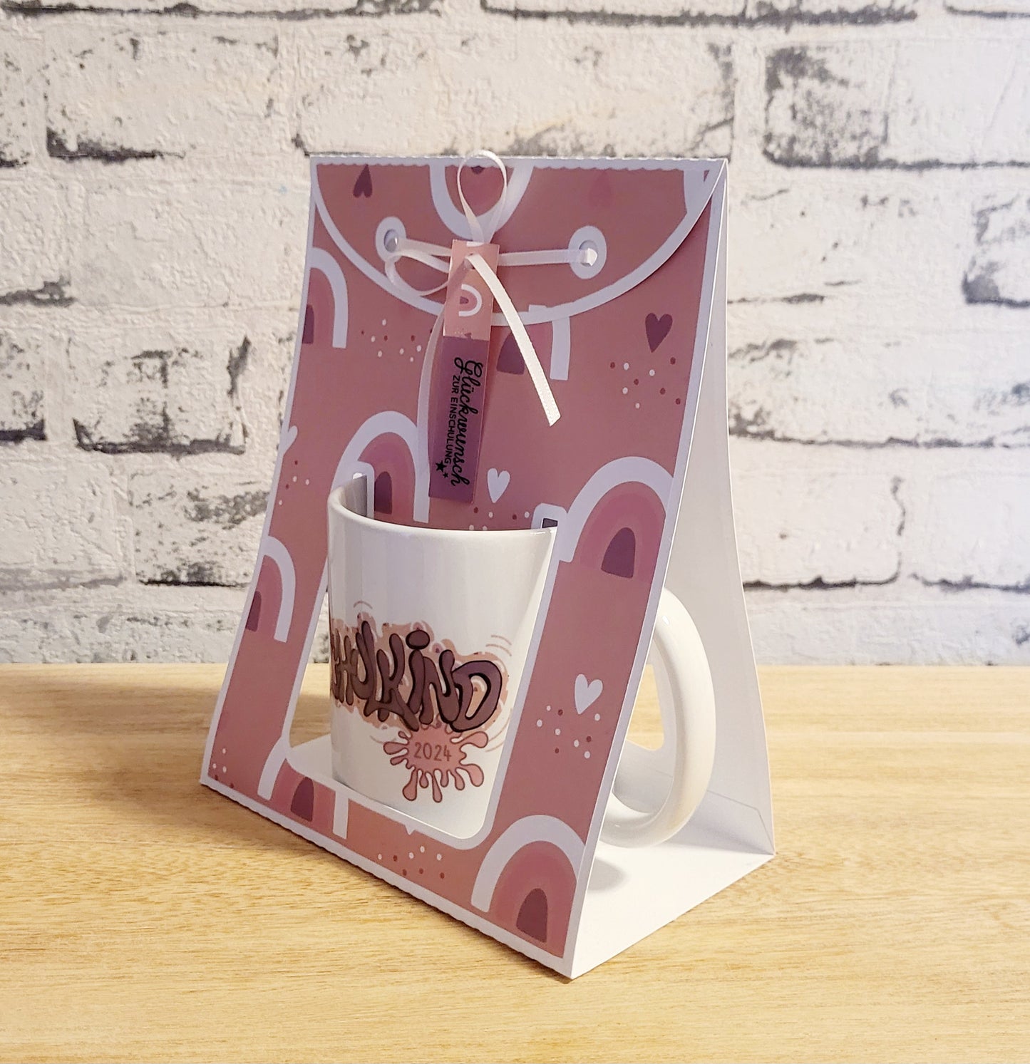 "Regenbogen und Herzen" Schulkind Tasse