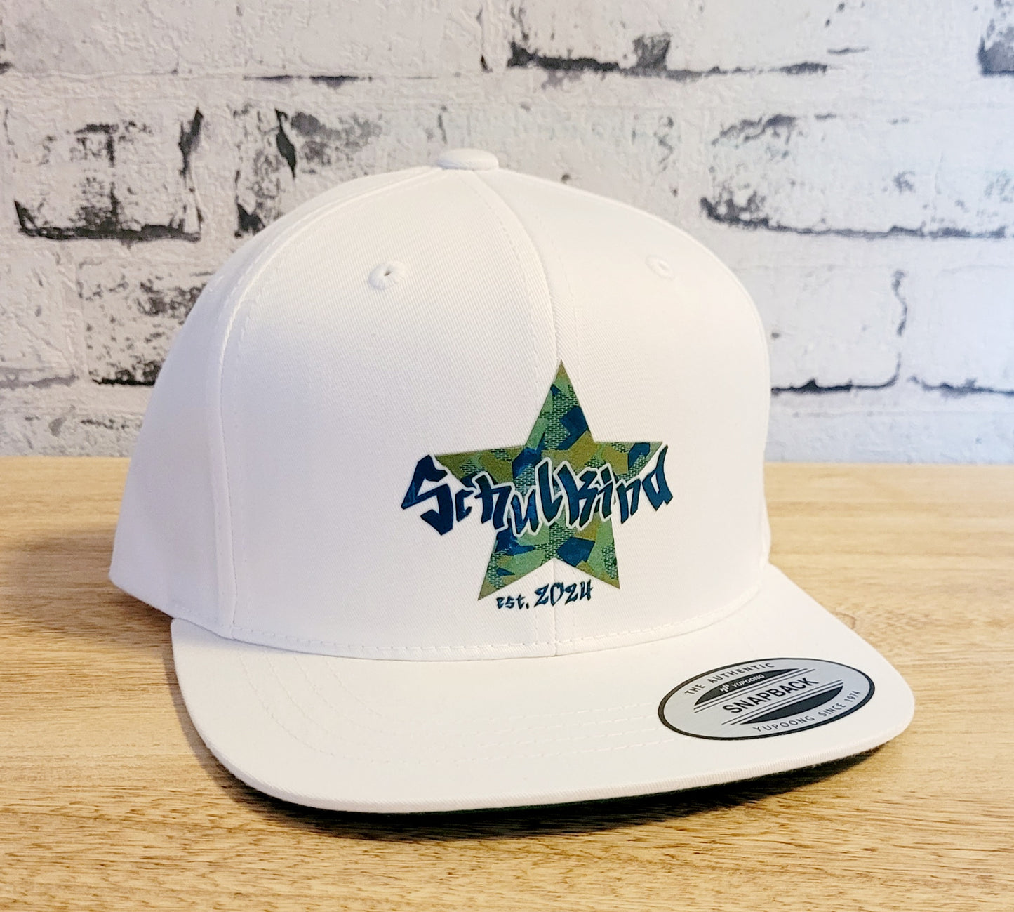 "Camouflage Geometrie" Snapback Cap - Schulkind Star